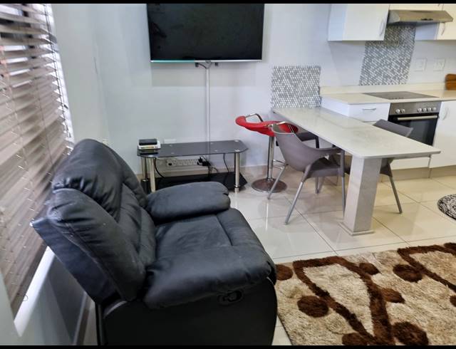 1 BEDROOM APARTMENT RENTED IN UMHLANGA RIDGE